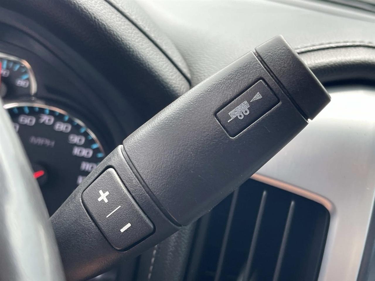 GMC Sierra 1500 4WD Crew Cab 143.5" SLT 2018
