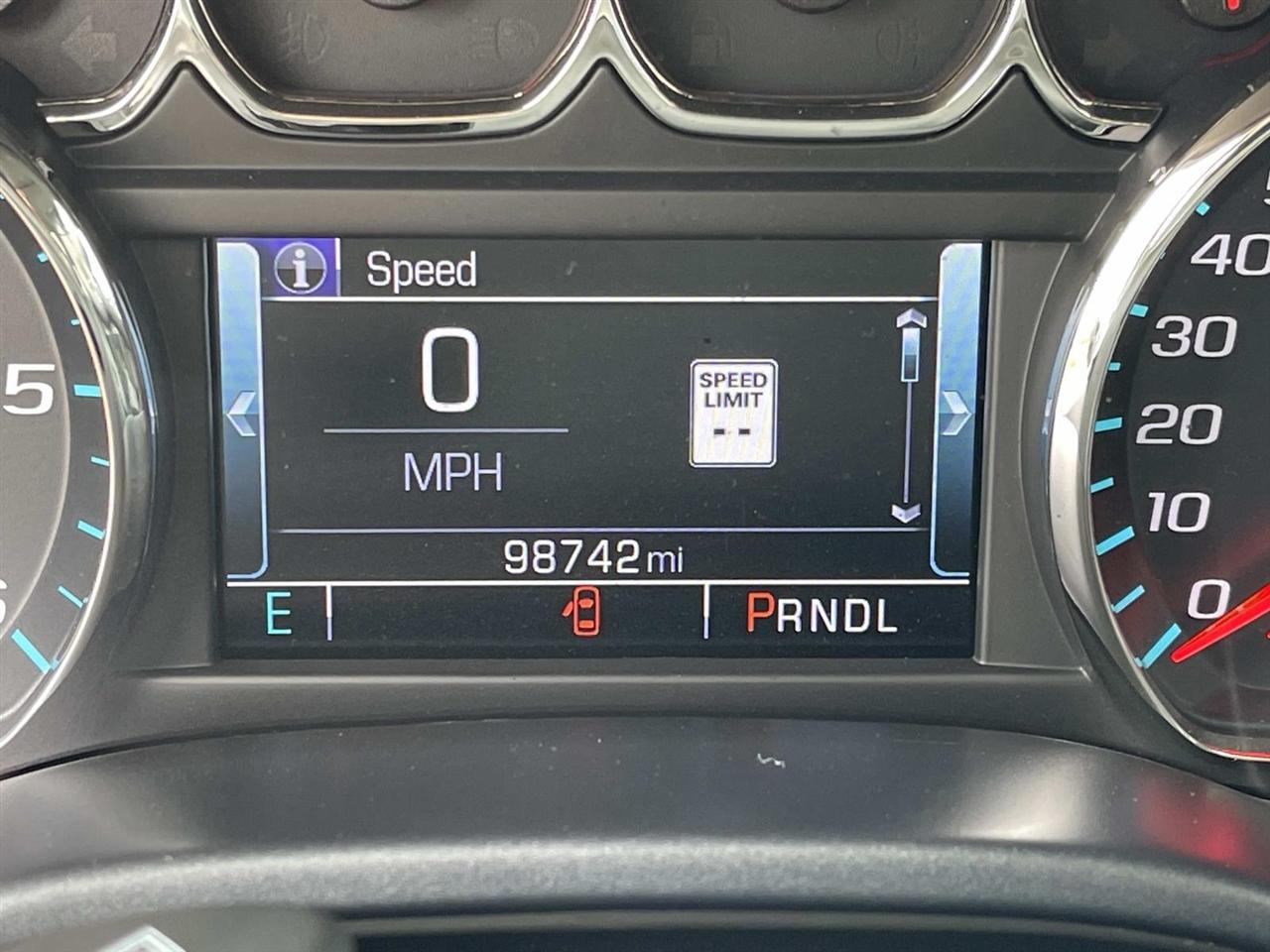GMC Sierra 1500 4WD Crew Cab 143.5" SLT 2018