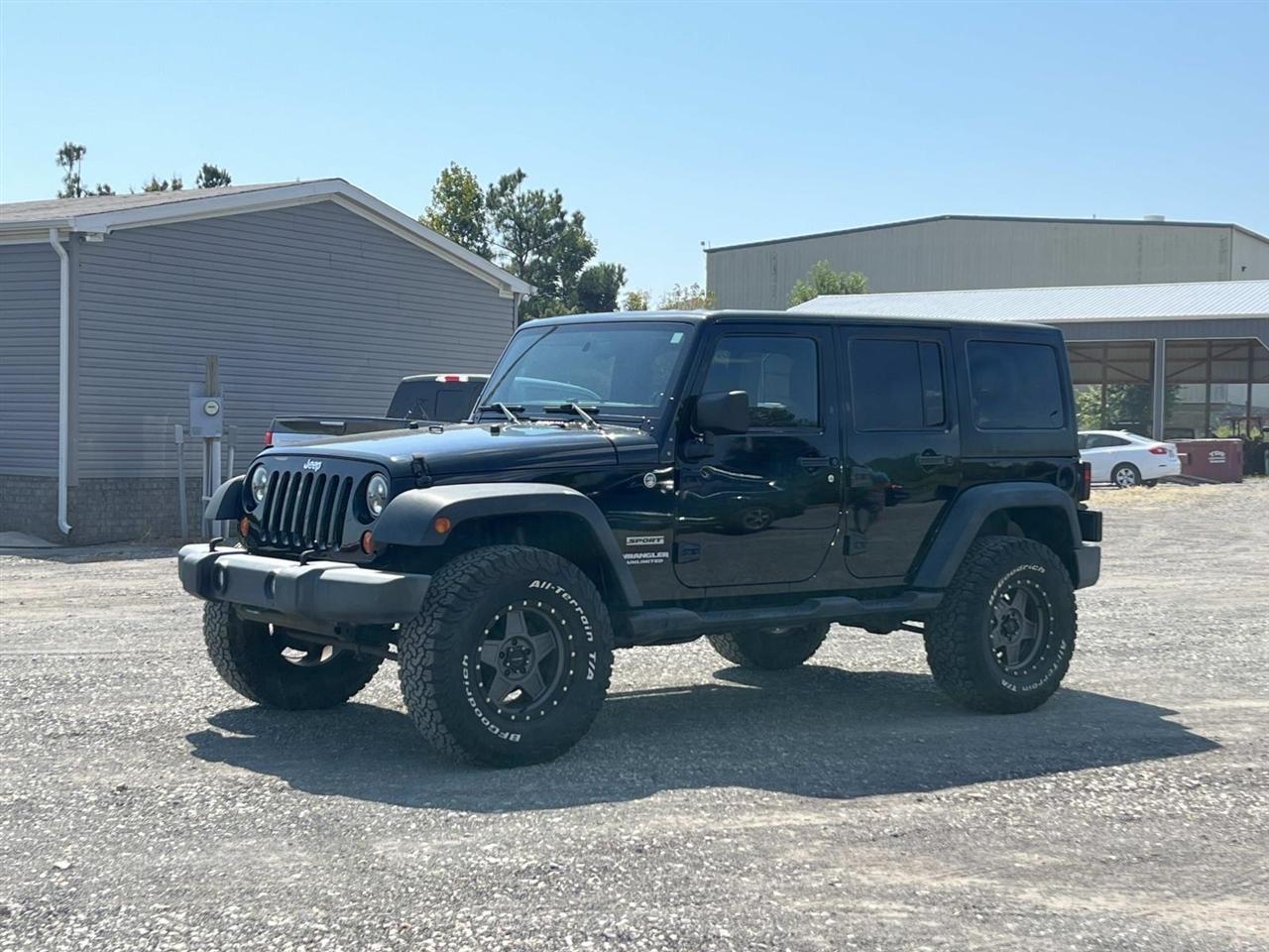 Jeep Wrangler Unlimited 4WD 4dr Sport 2013