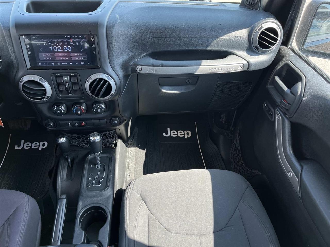 Jeep Wrangler Unlimited 4WD 4dr Sport 2013