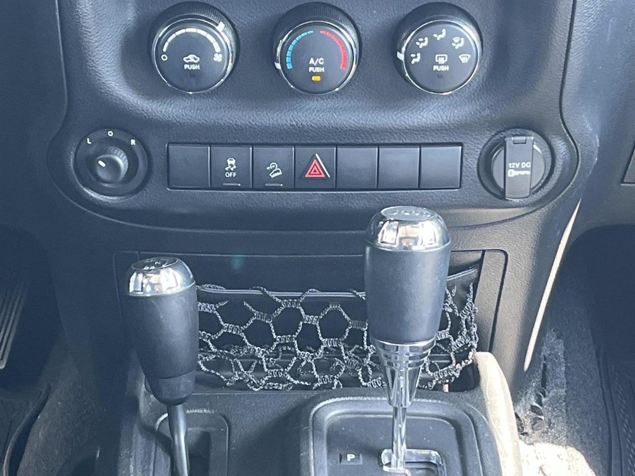 Jeep Wrangler Unlimited 4WD 4dr Sport 2013