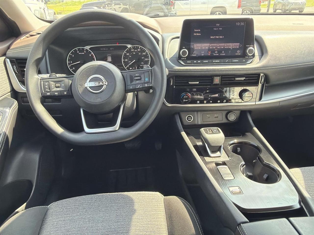 Nissan Rogue FWD SV 2022