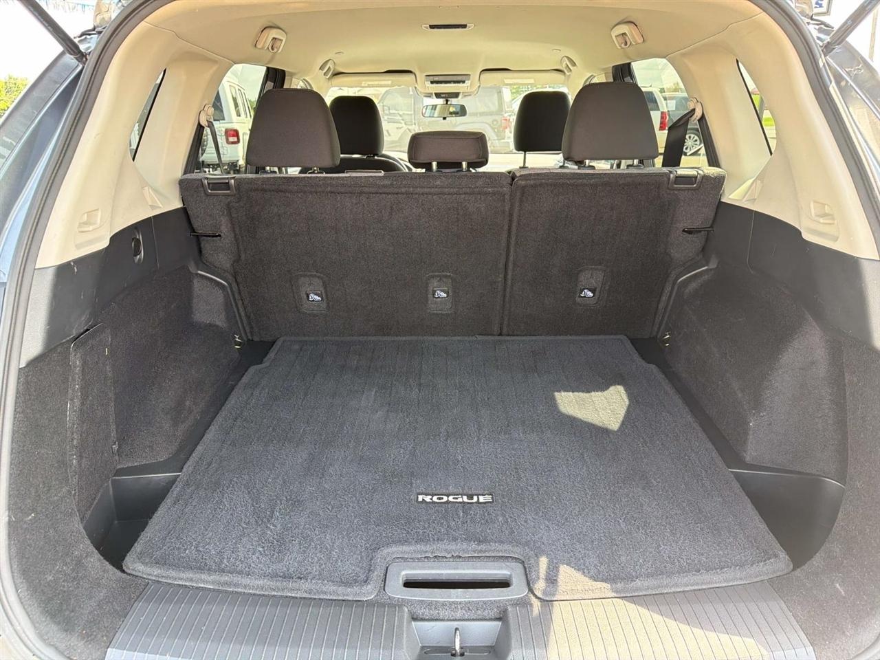 Nissan Rogue FWD SV 2022