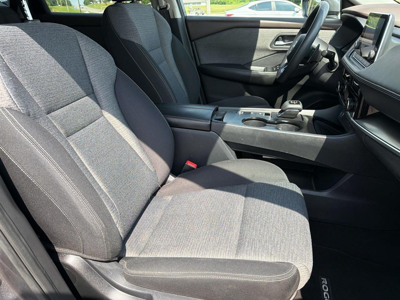 Nissan Rogue FWD SV 2022