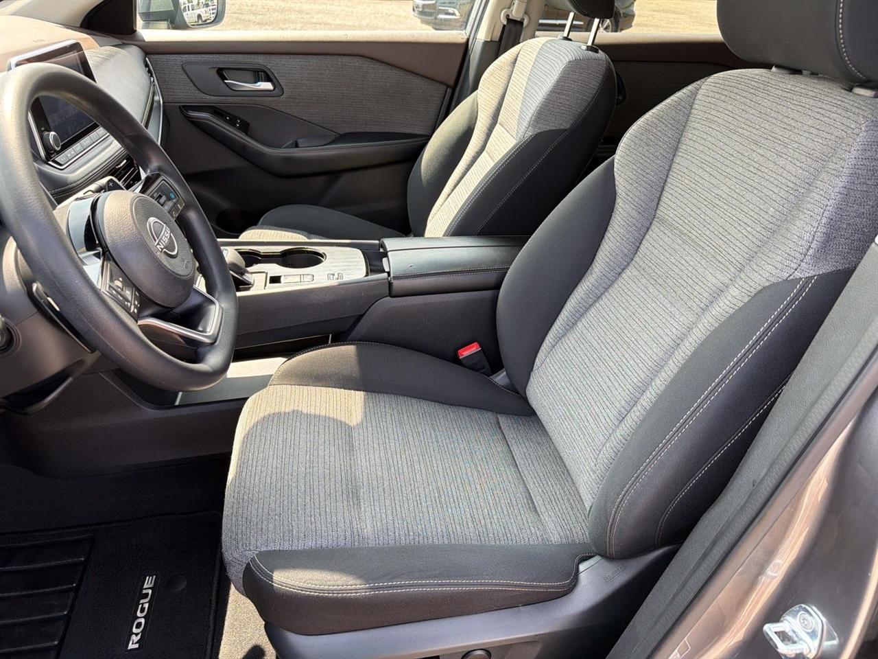 Nissan Rogue FWD SV 2022