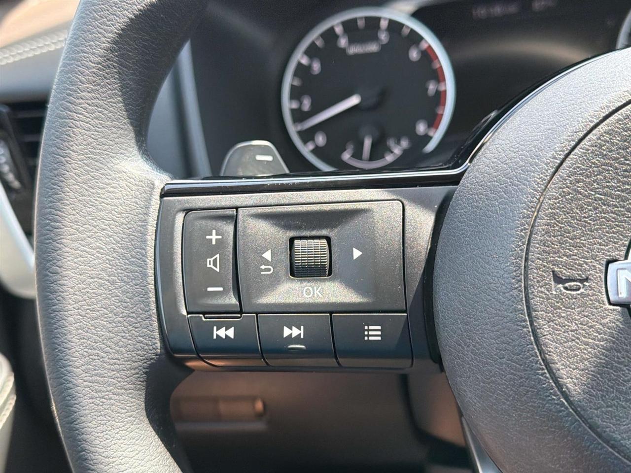 Nissan Rogue FWD SV 2022