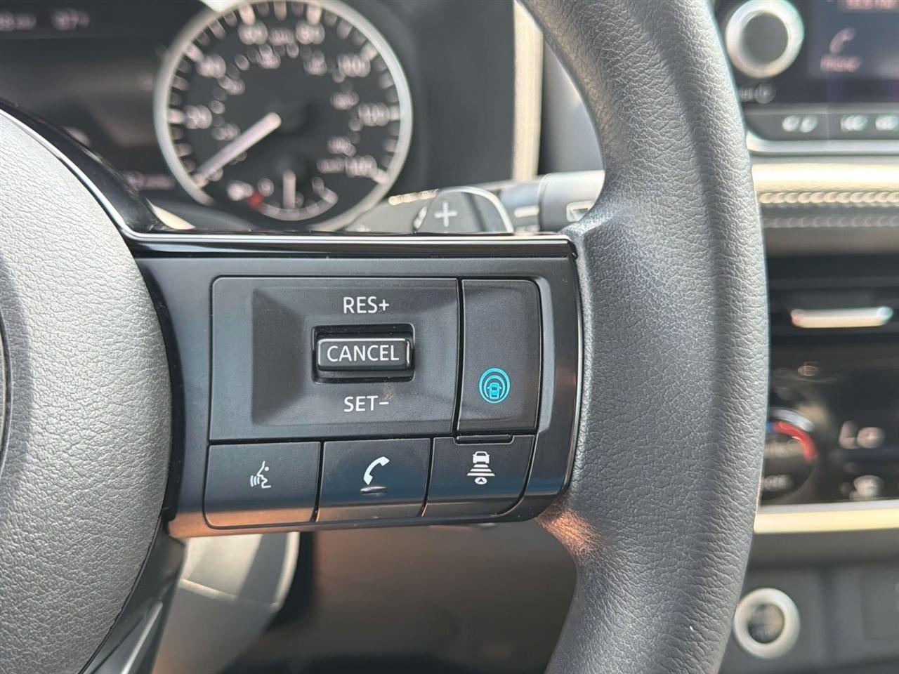 Nissan Rogue FWD SV 2022