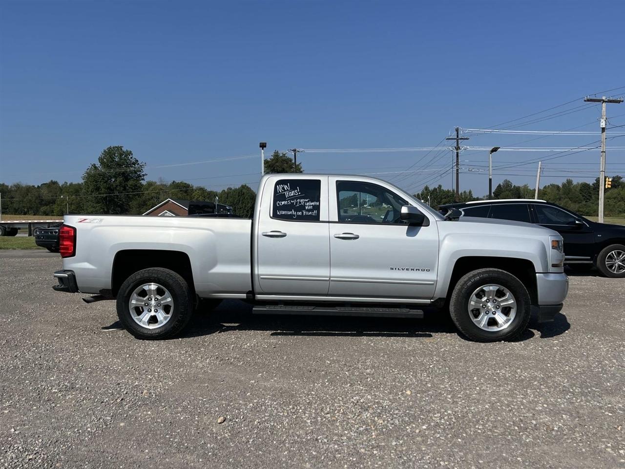 Chevrolet Silverado 1500 4WD Double Cab 143.5" LT w/2LT 2017