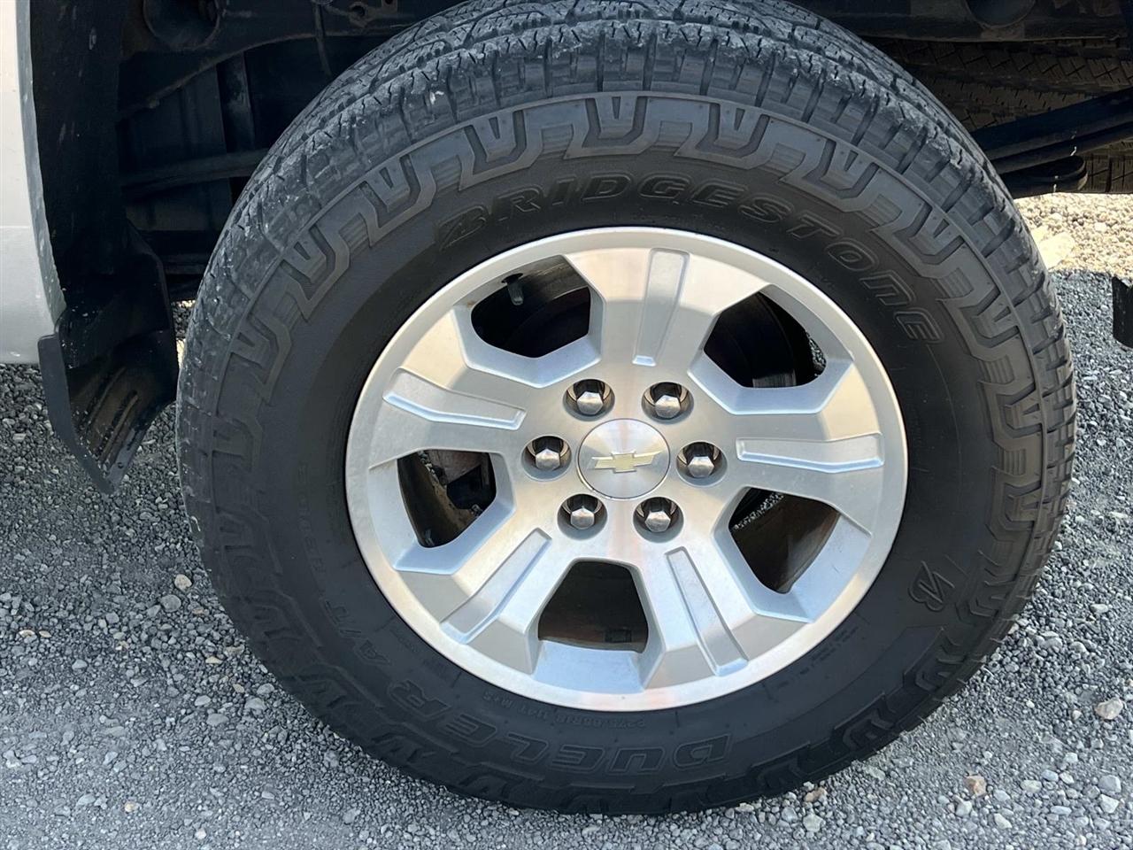 Chevrolet Silverado 1500 4WD Double Cab 143.5" LT w/2LT 2017
