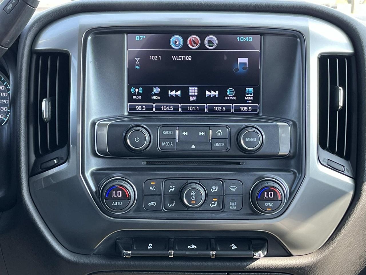 Chevrolet Silverado 1500 4WD Double Cab 143.5" LT w/2LT 2017