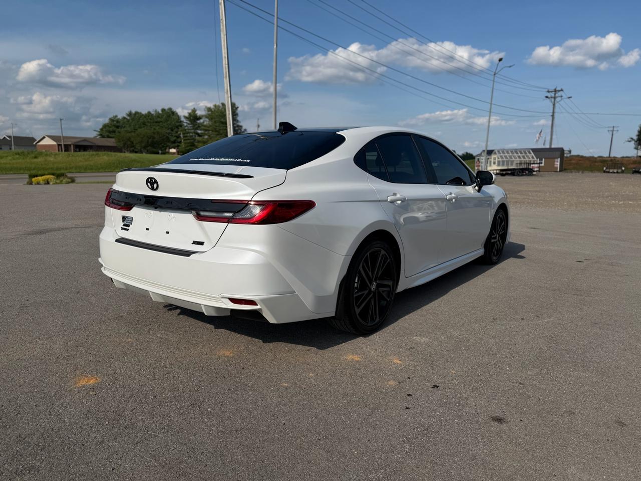 Toyota Camry Hybrid XSE Auto 2025
