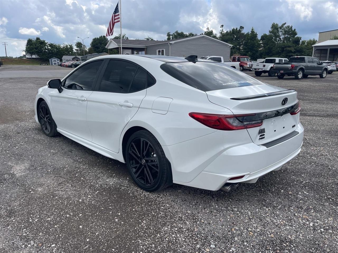 Toyota Camry Hybrid XSE Auto 2025