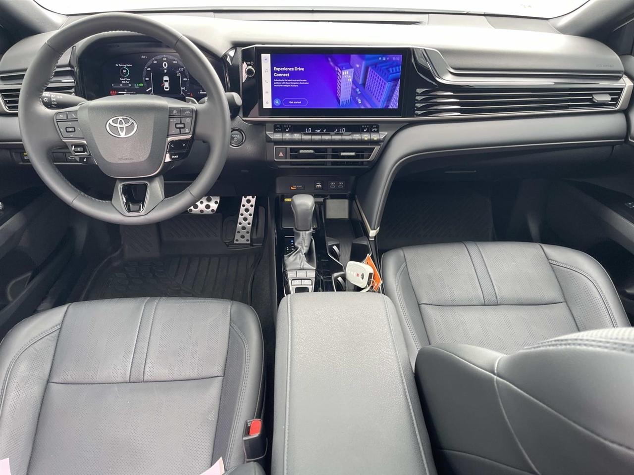 Toyota Camry Hybrid XSE Auto 2025