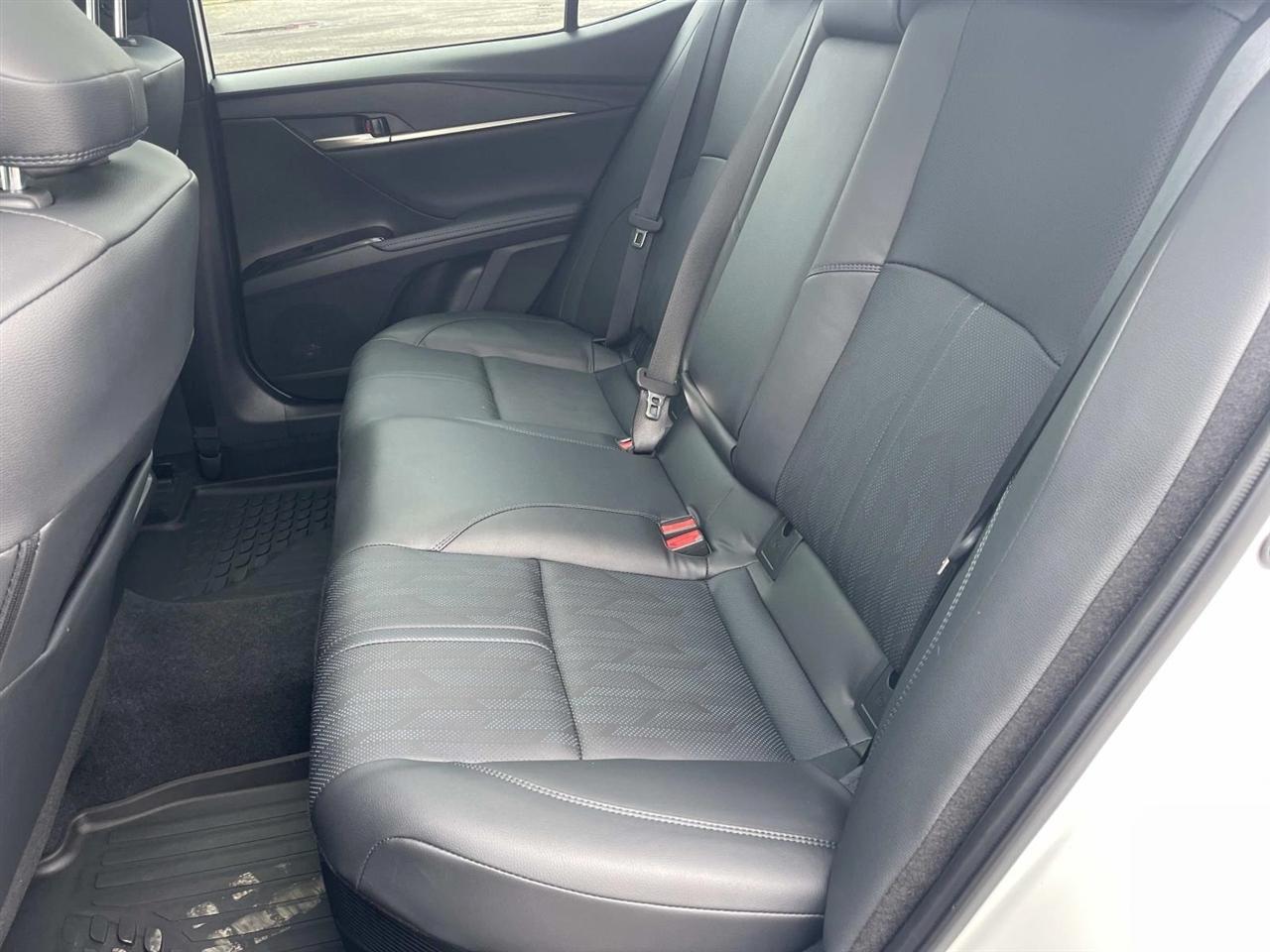 Toyota Camry Hybrid XSE Auto 2025