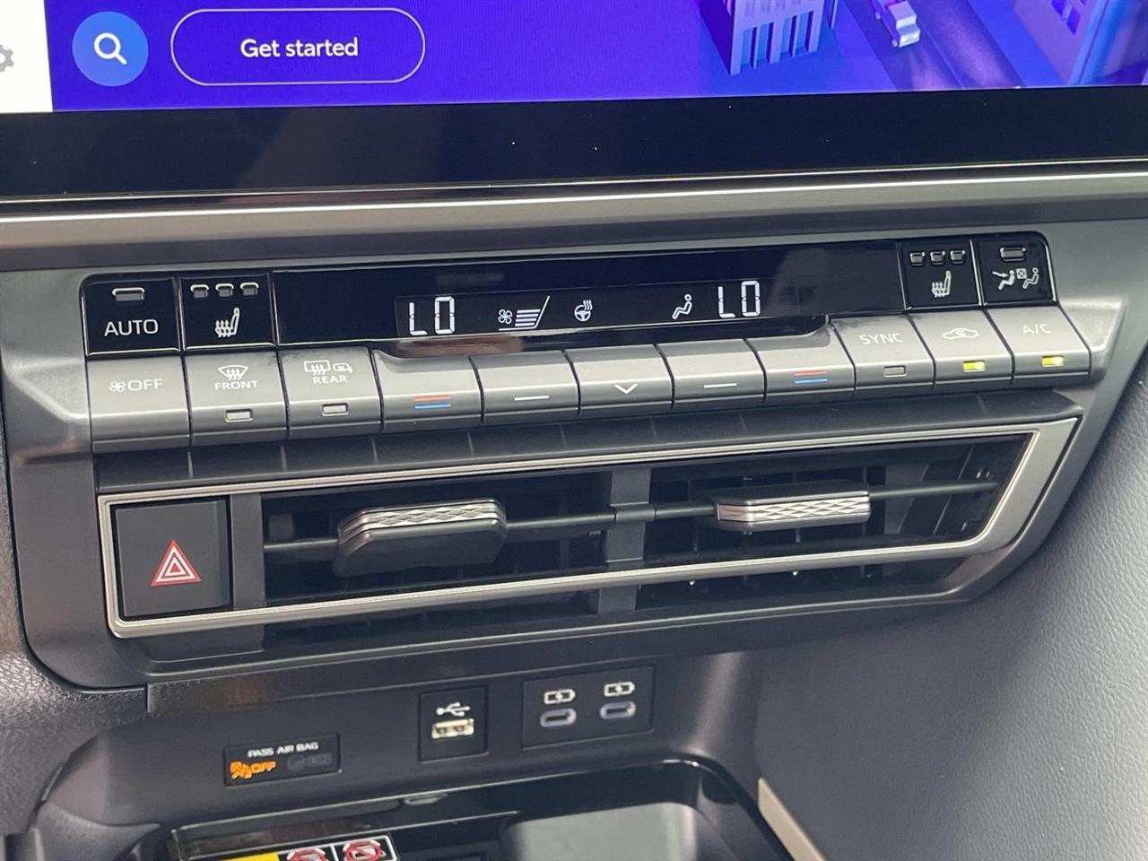 Toyota Camry Hybrid XSE Auto 2025