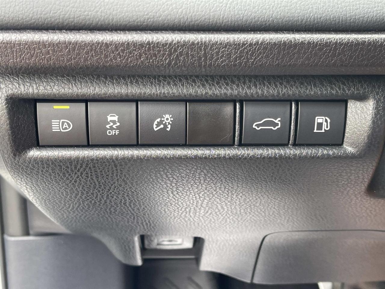 Toyota Camry Hybrid XSE Auto 2025