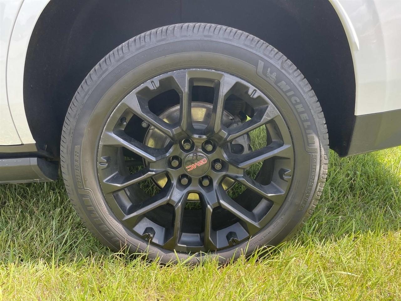 GMC Yukon 4WD 4dr Denali 2022