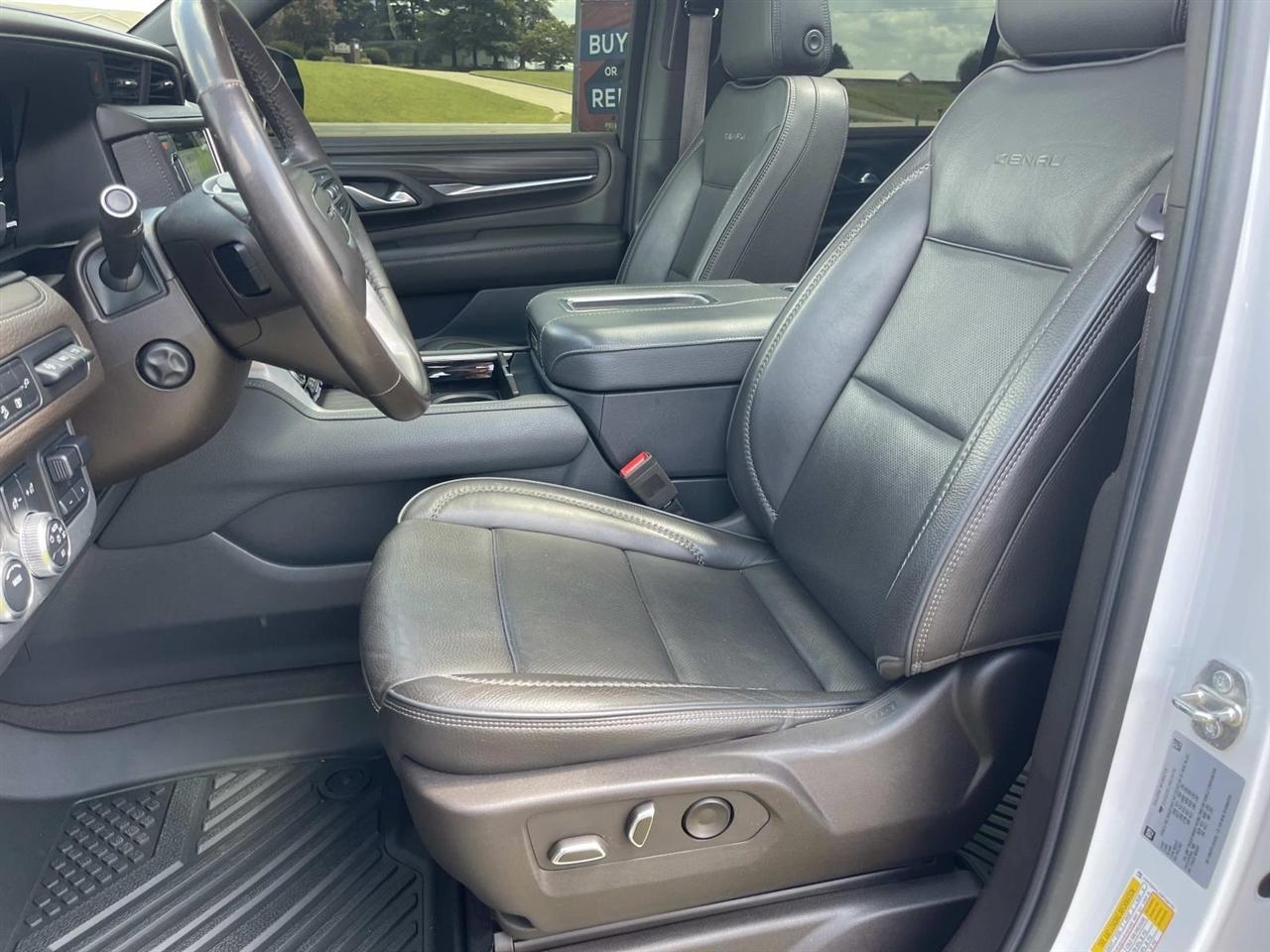 GMC Yukon 4WD 4dr Denali 2022