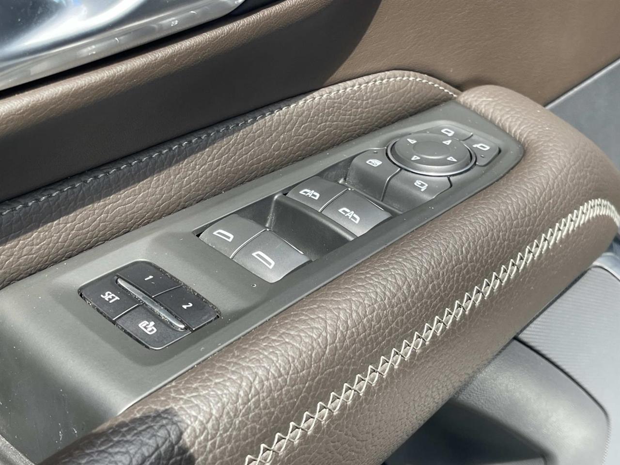 GMC Yukon 4WD 4dr Denali 2022