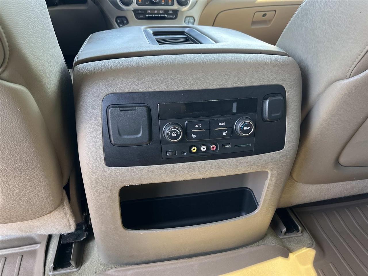 GMC Yukon 2WD 4dr SLT 2016