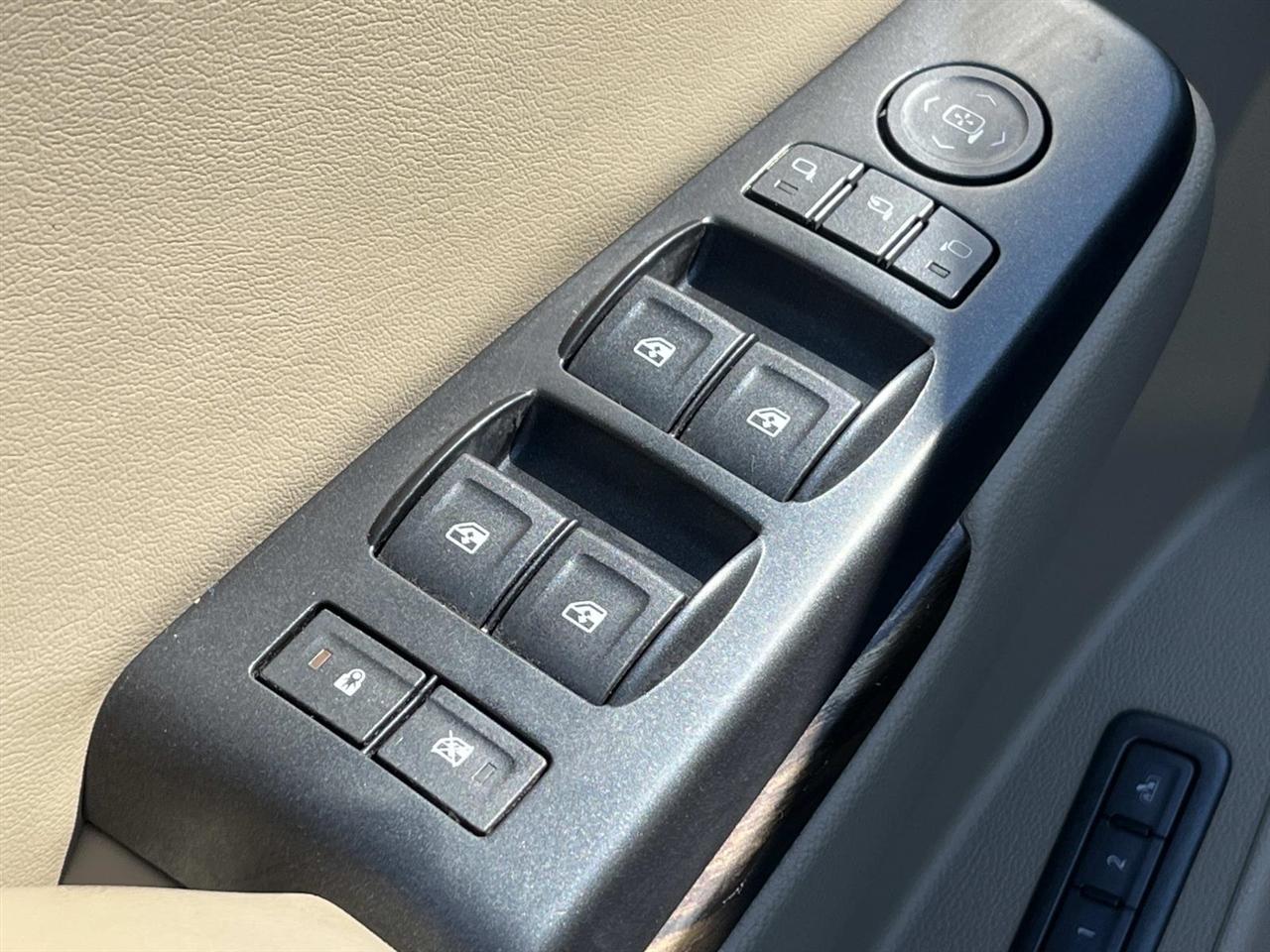 GMC Yukon 2WD 4dr SLT 2016