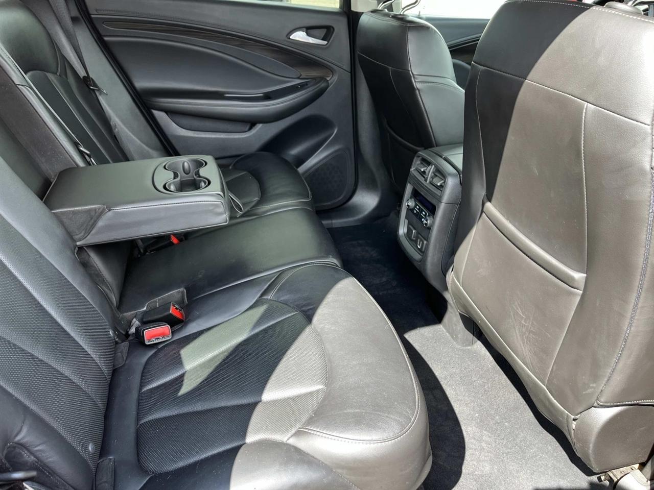 Buick Envision FWD 4dr Essence 2020