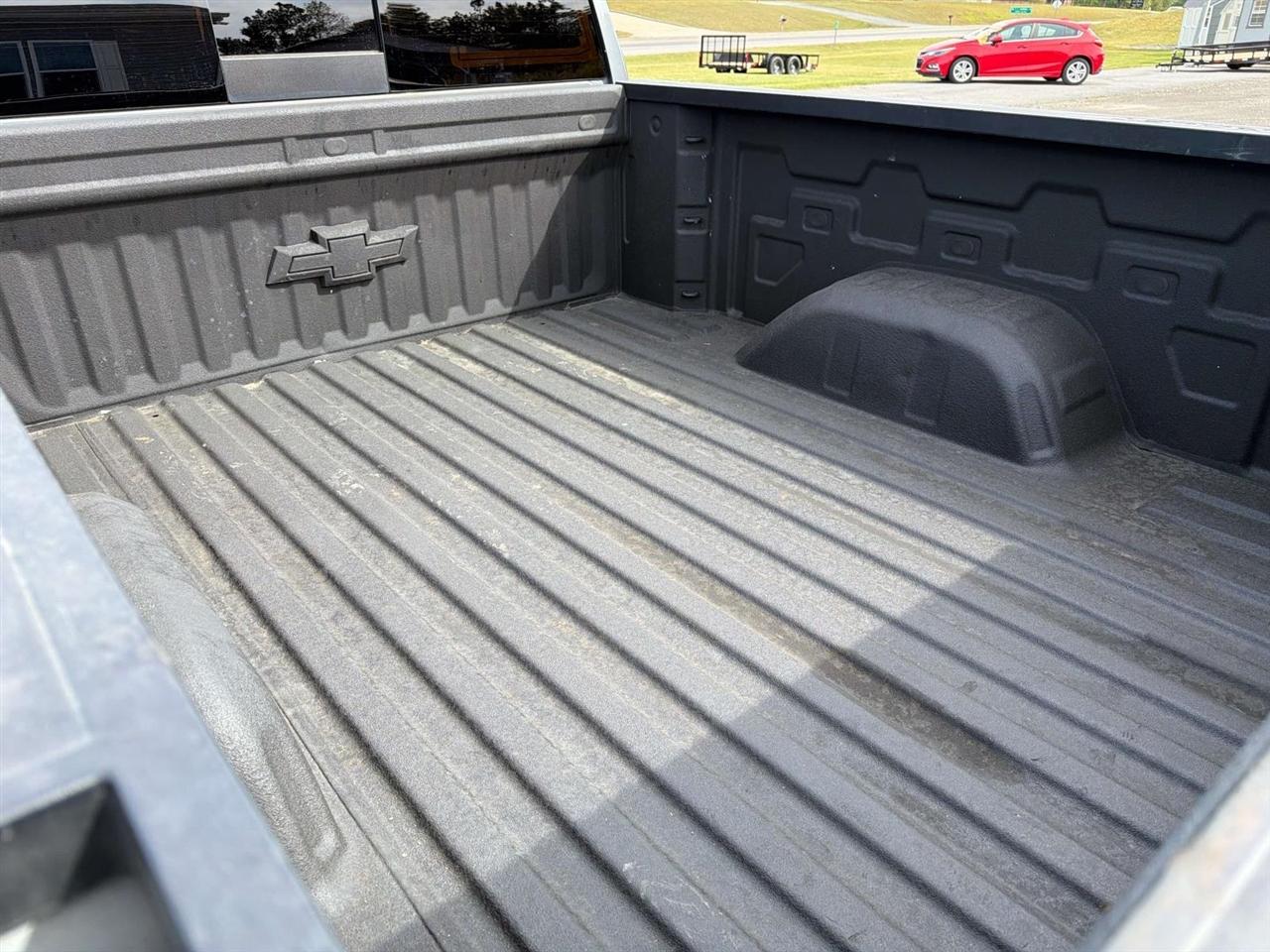 Chevrolet Silverado 1500 4WD Crew Cab 157" RST 2020