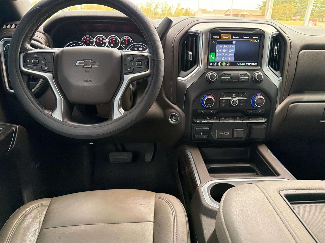 Chevrolet Silverado 1500 4WD Crew Cab 157" RST 2020