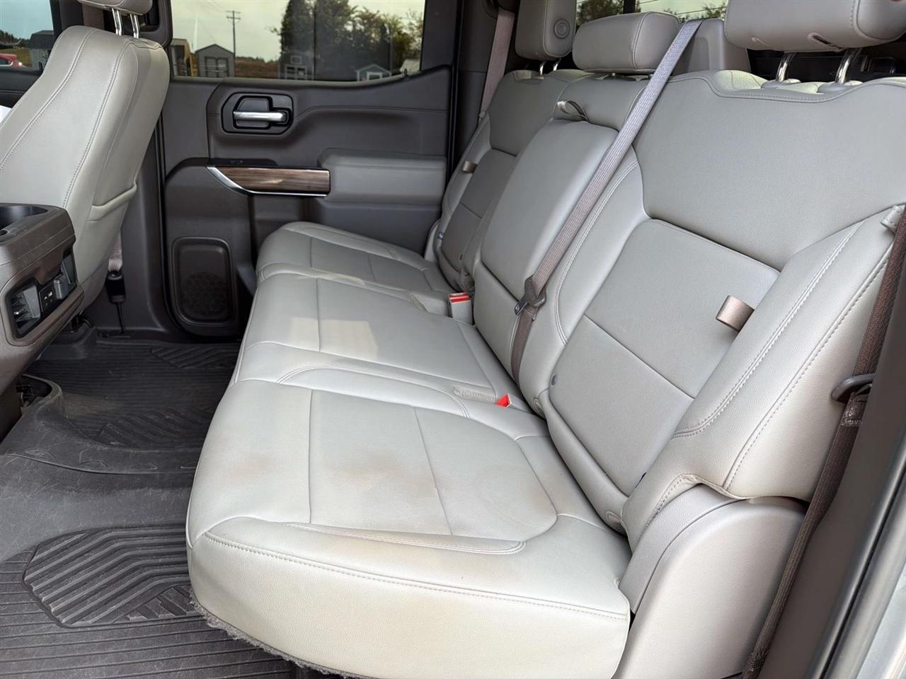 Chevrolet Silverado 1500 4WD Crew Cab 157" RST 2020