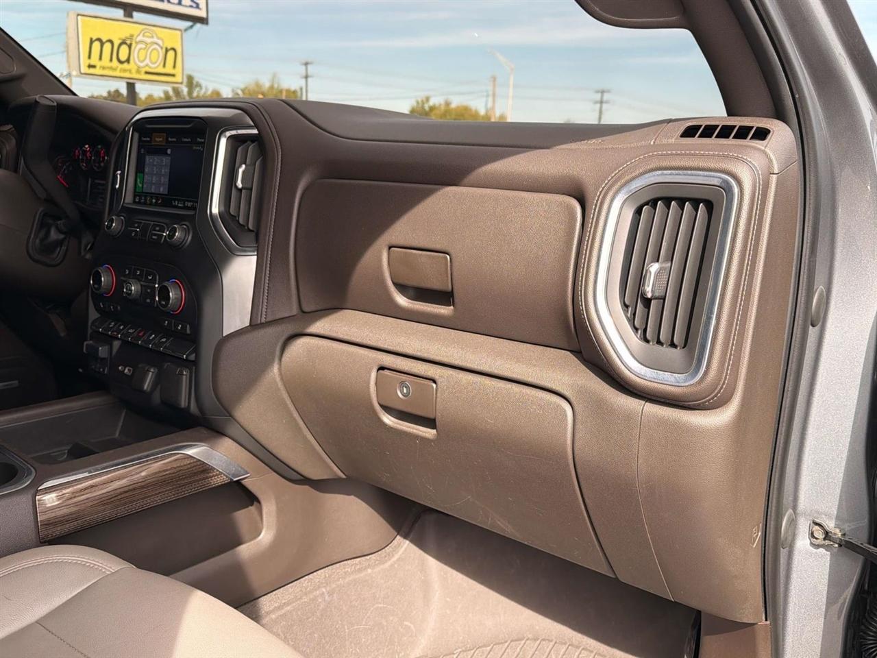 Chevrolet Silverado 1500 4WD Crew Cab 157" RST 2020