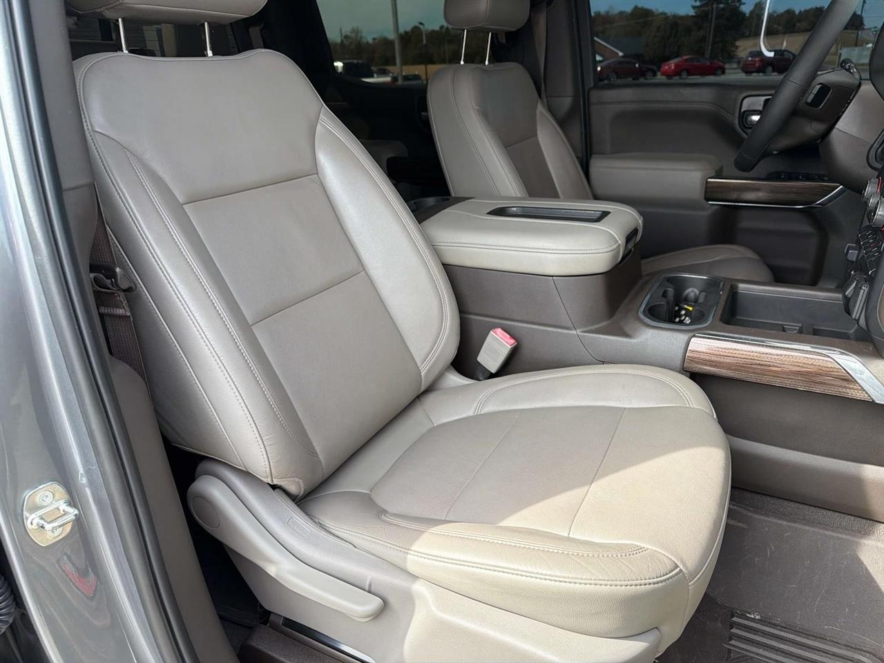 Chevrolet Silverado 1500 4WD Crew Cab 157" RST 2020