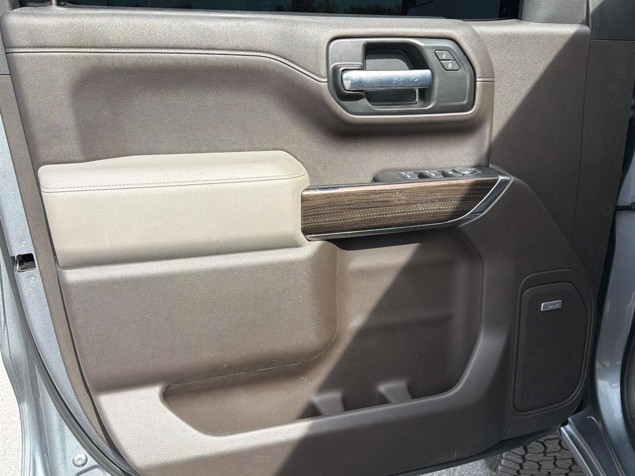 Chevrolet Silverado 1500 4WD Crew Cab 157" RST 2020