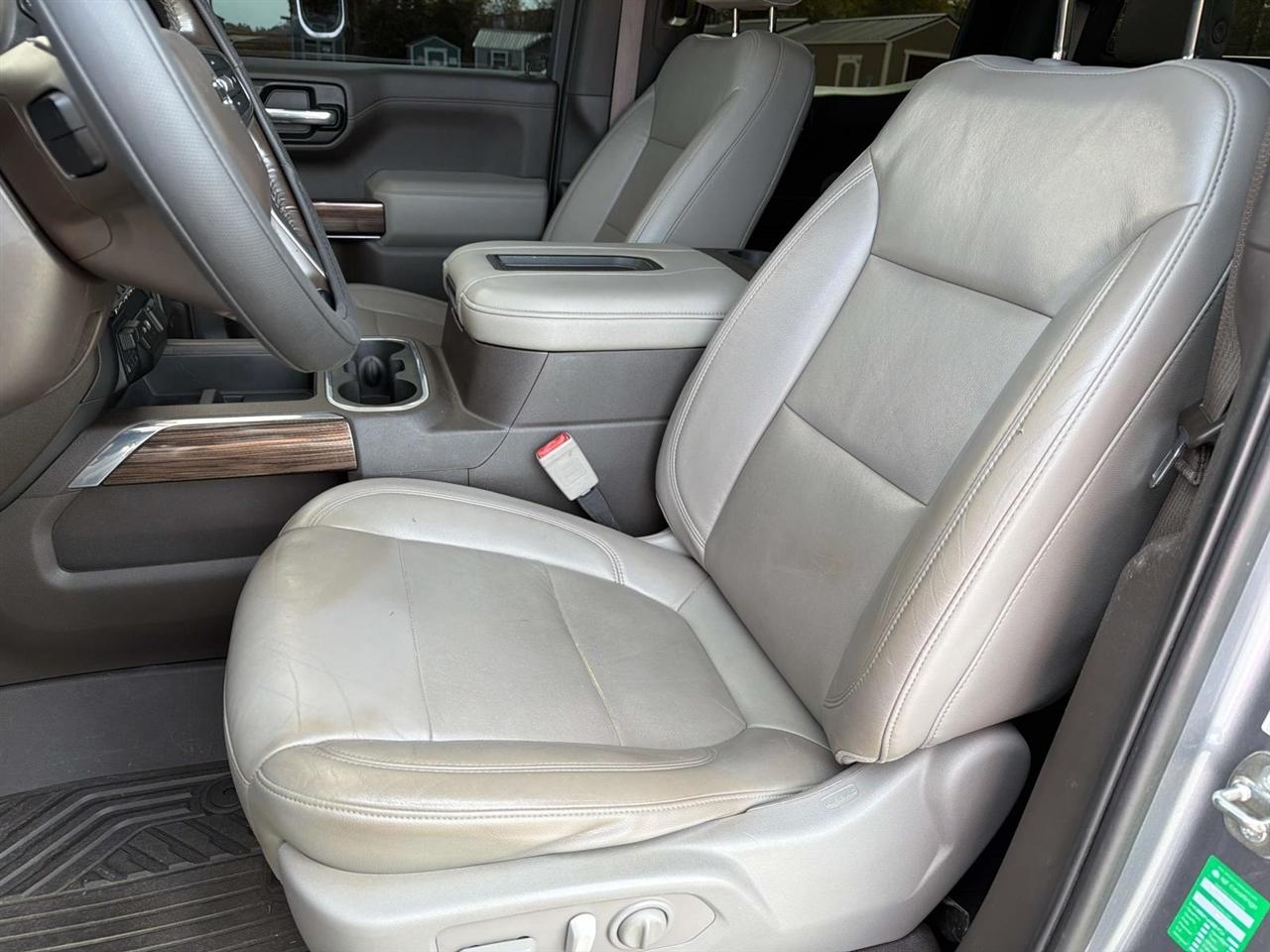 Chevrolet Silverado 1500 4WD Crew Cab 157" RST 2020