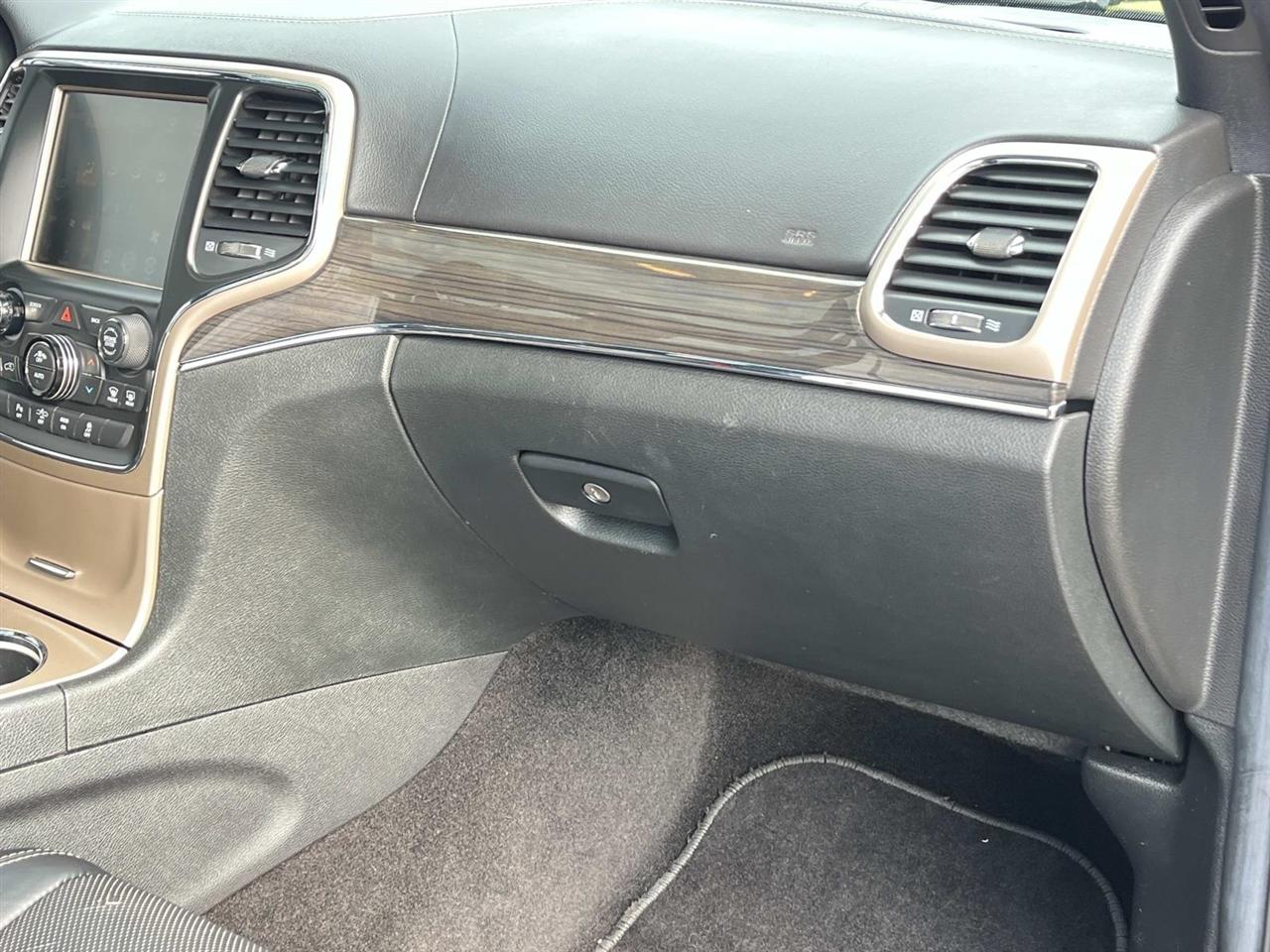 Jeep Grand Cherokee 4WD 4dr Overland 2015