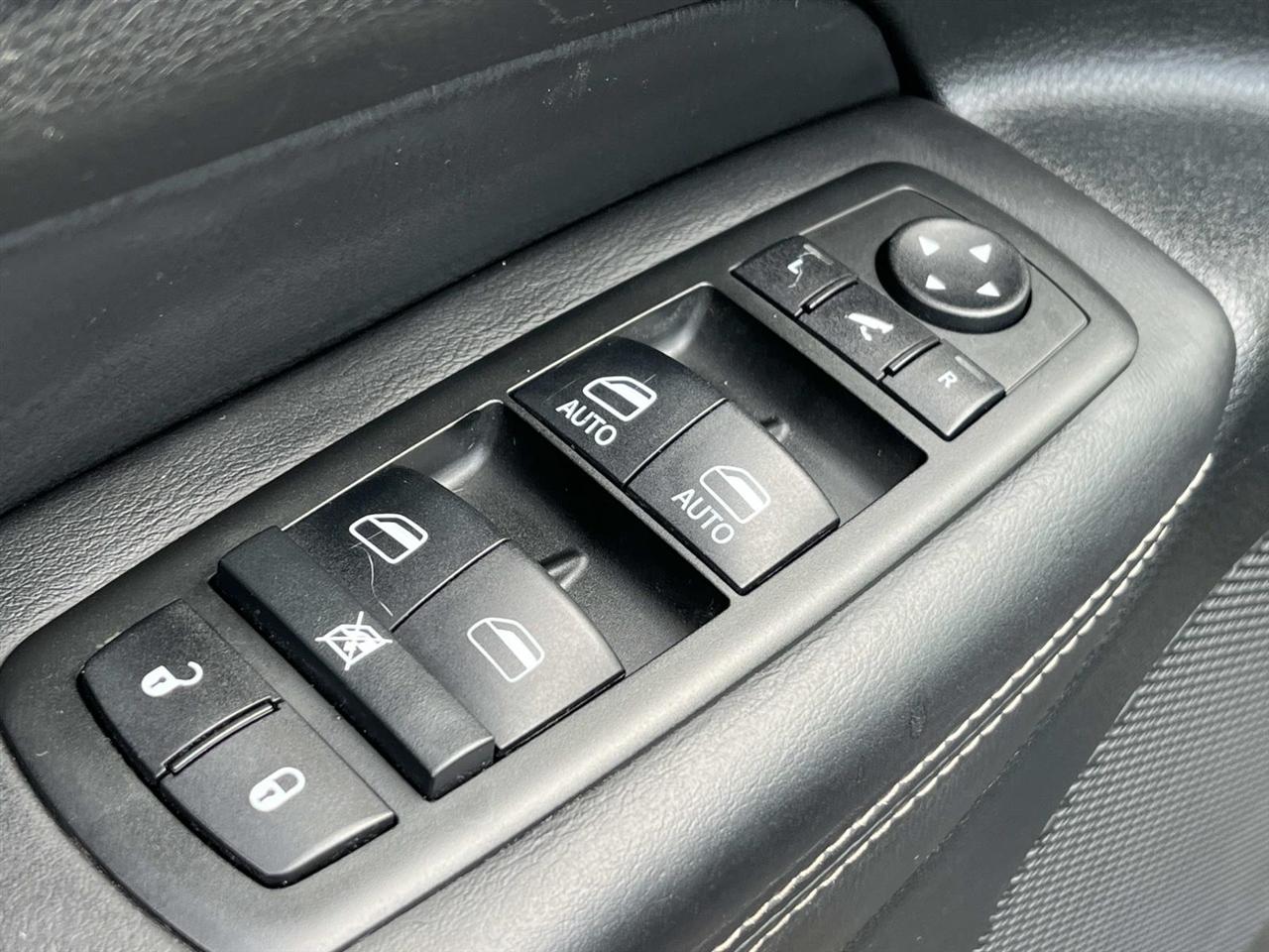 Jeep Grand Cherokee 4WD 4dr Overland 2015