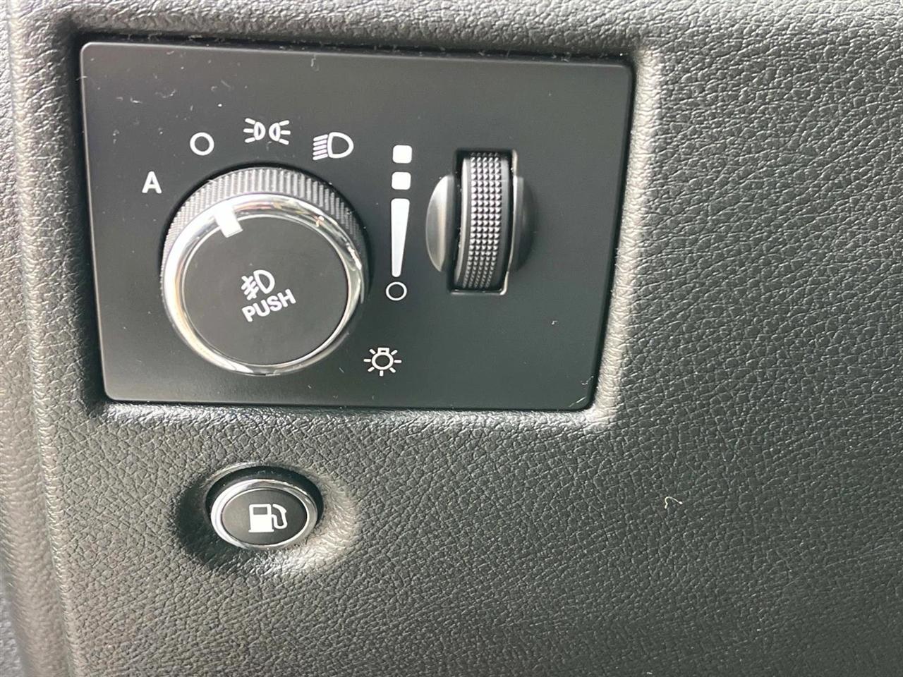 Jeep Grand Cherokee 4WD 4dr Overland 2015