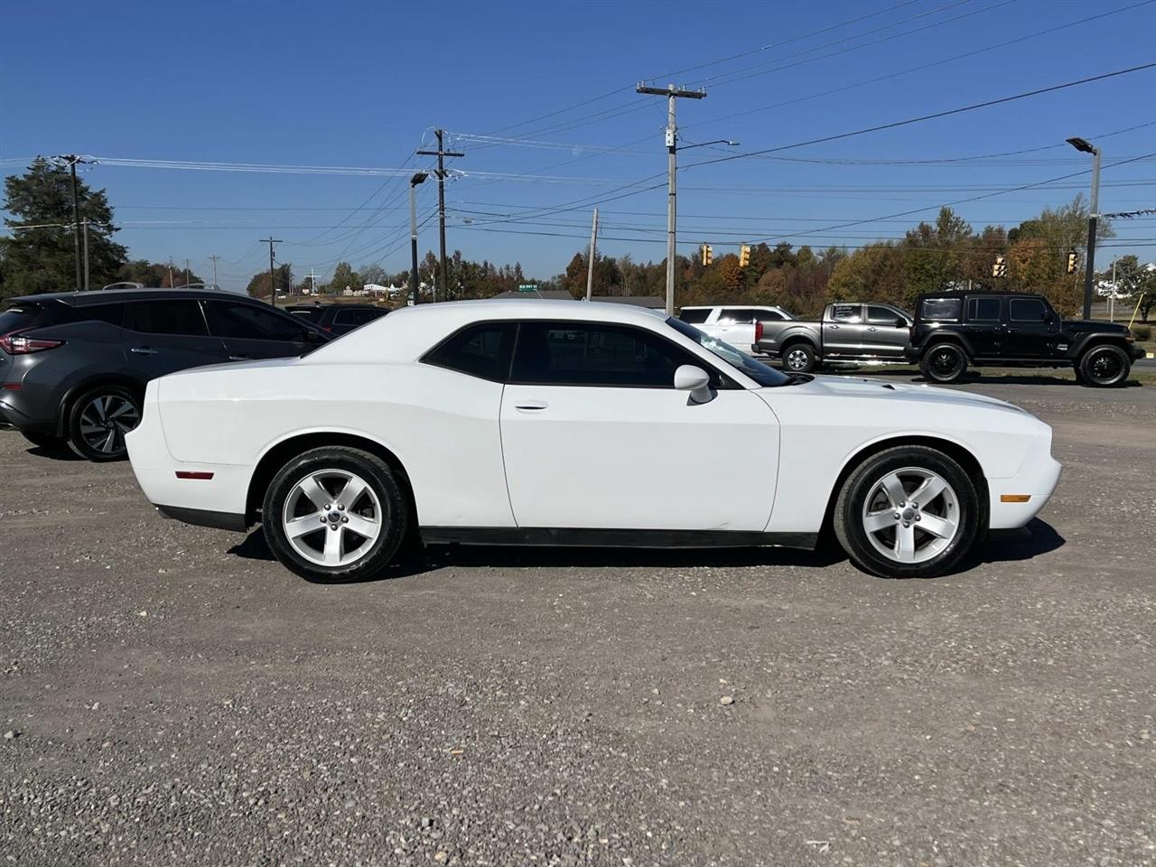 Dodge Challenger 2dr Cpe SXT 2013