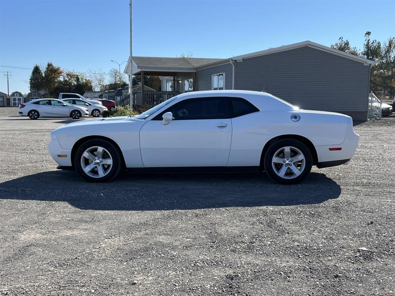 Dodge Challenger 2dr Cpe SXT 2013