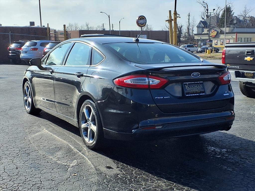 Ford Fusion SE 2013