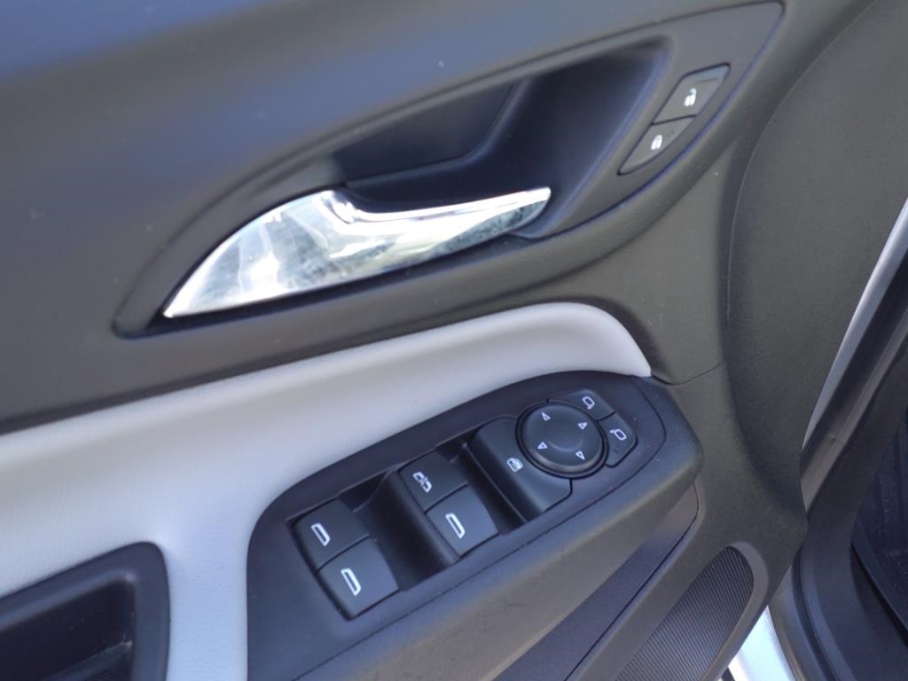 Chevrolet Equinox LS 2WD 2018