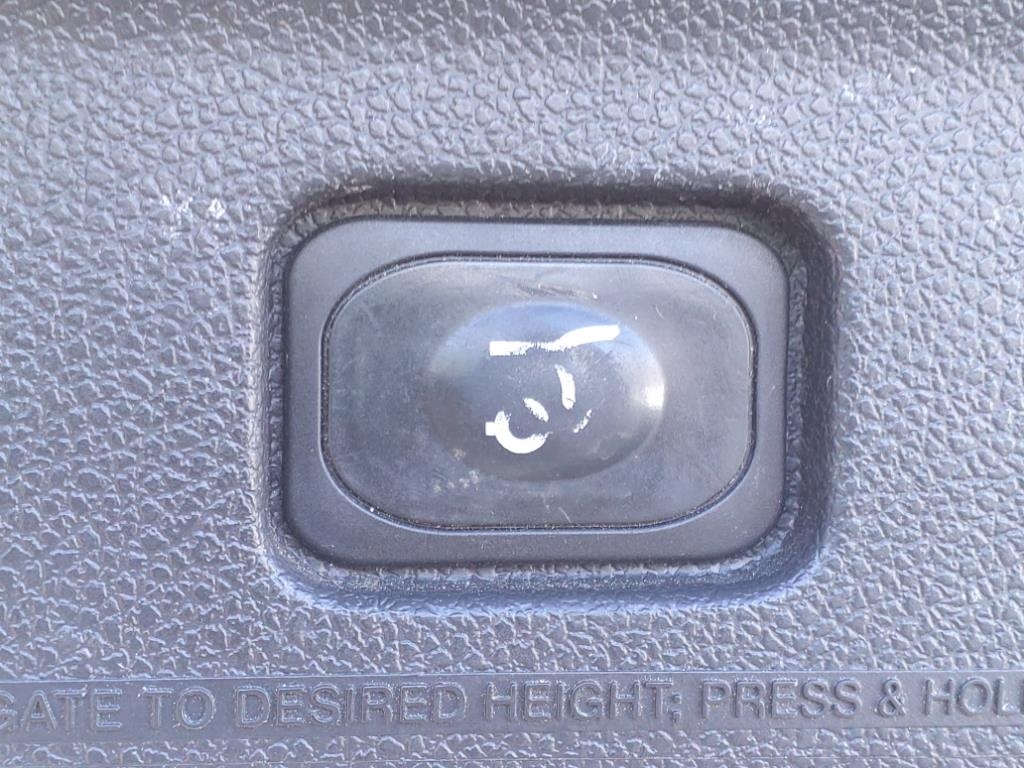 Ford Explorer XLT FWD 2014