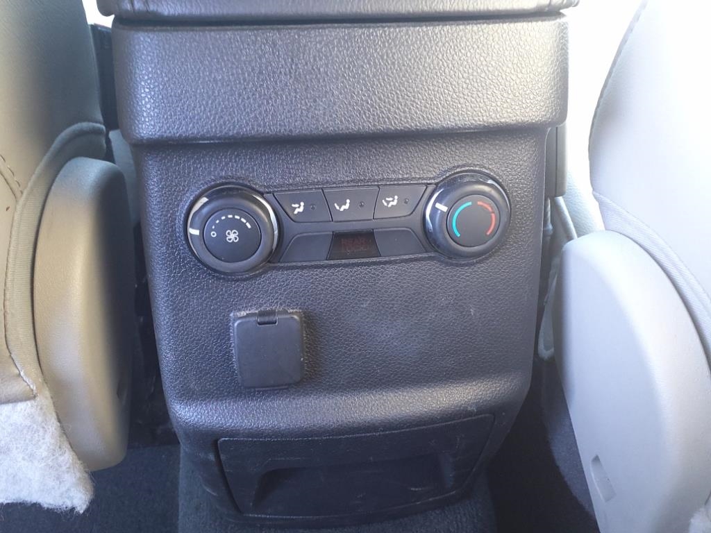 Ford Explorer XLT FWD 2014