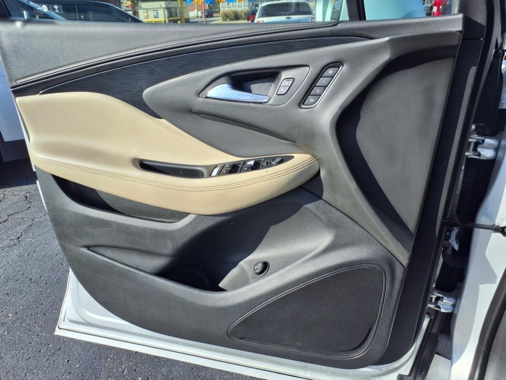 Buick Envision Essense 2017