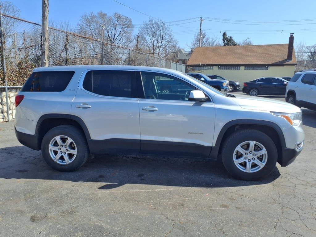 GMC Acadia SLE-1 FWD 2019