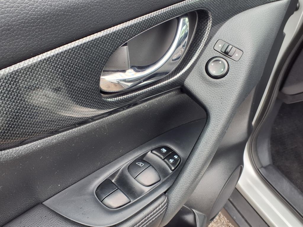 Nissan Rogue S 2WD 2016