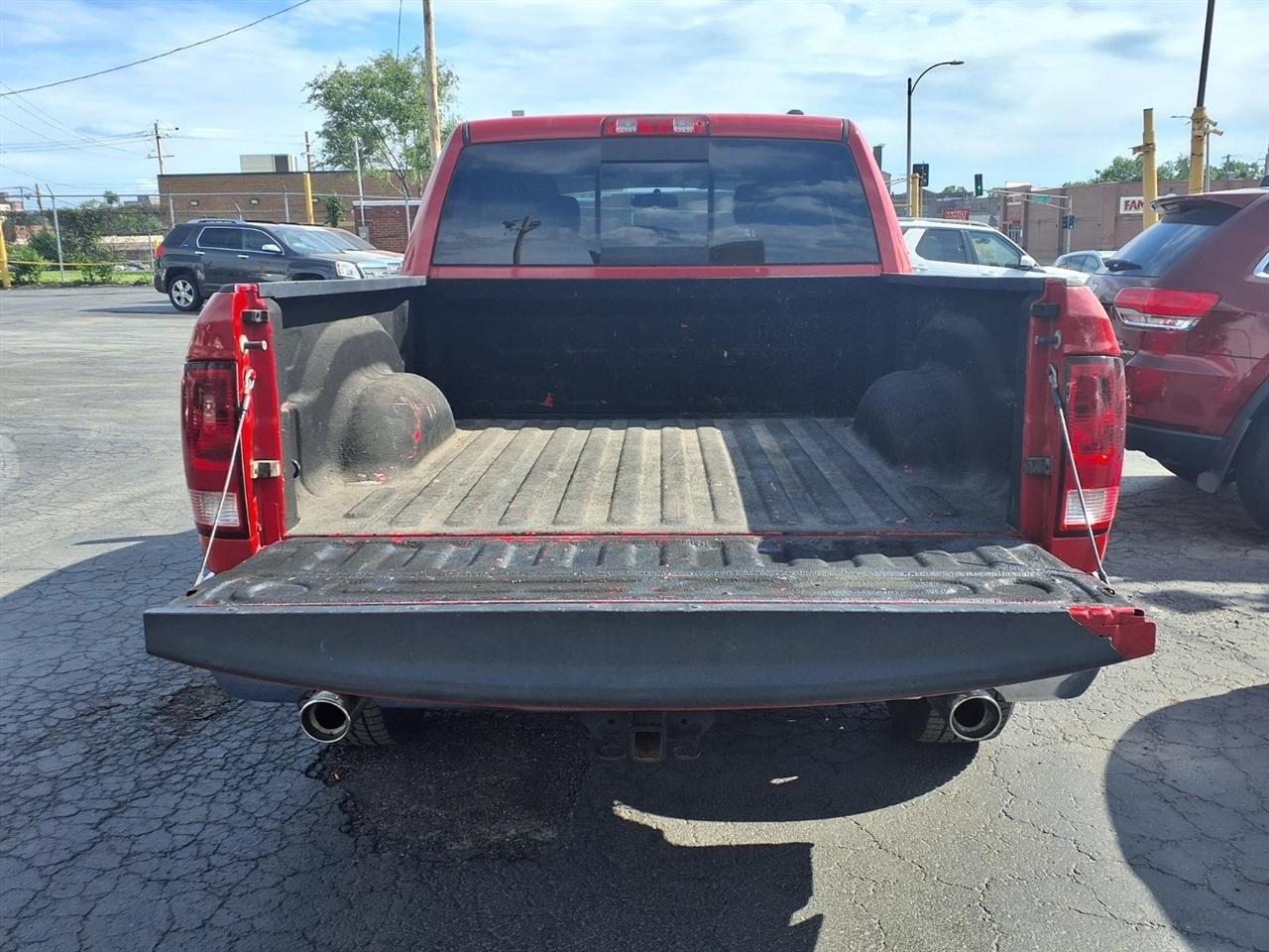 RAM 1500 SLT Crew Cab 4WD 2012