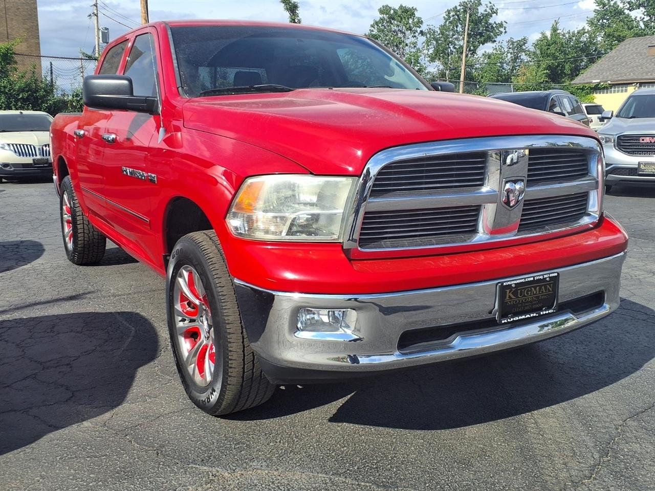 RAM 1500 SLT Crew Cab 4WD 2012