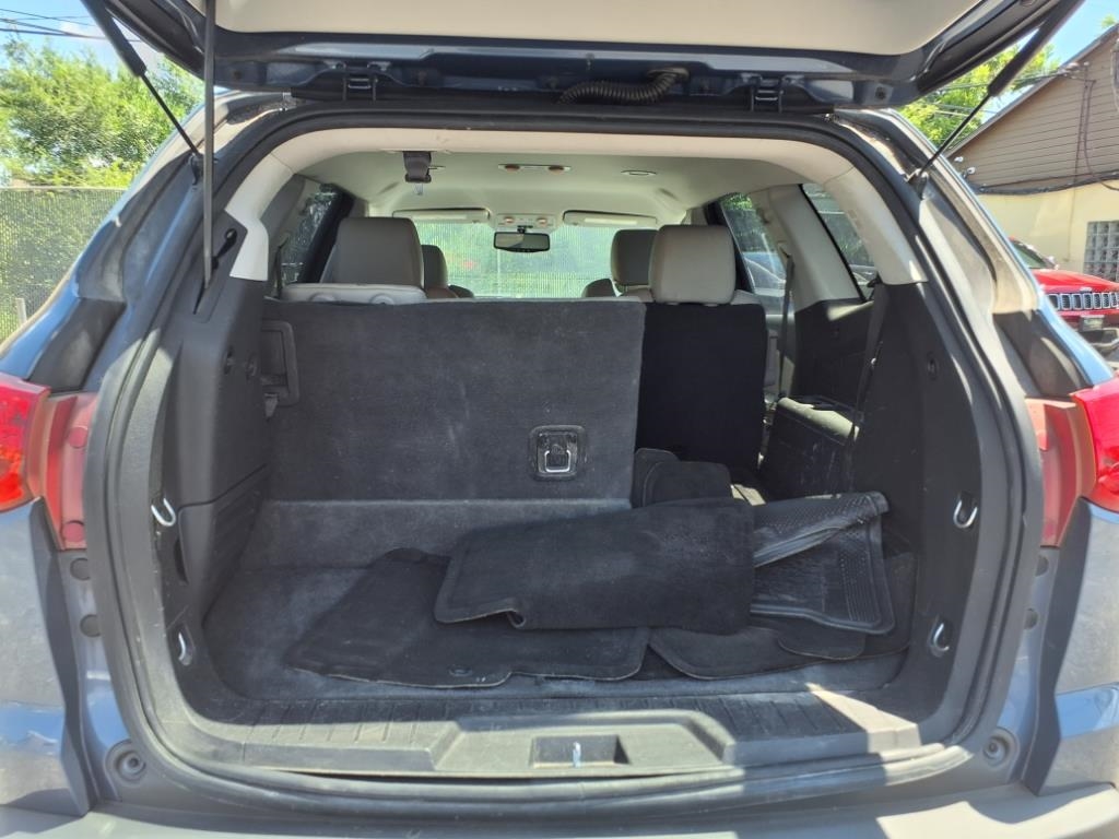 Chevrolet Traverse LTZ FWD 2012 Chevrolet Traverse LTZ FWD 2012