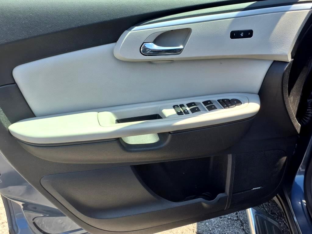Chevrolet Traverse LTZ FWD 2012