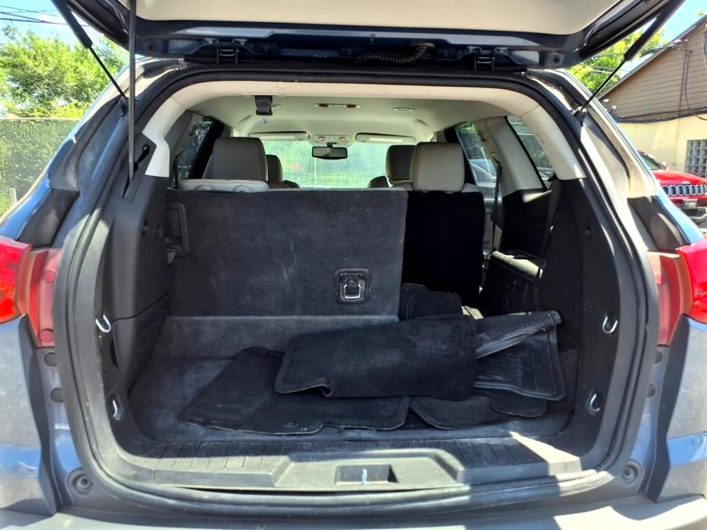 Chevrolet Traverse LTZ FWD 2012